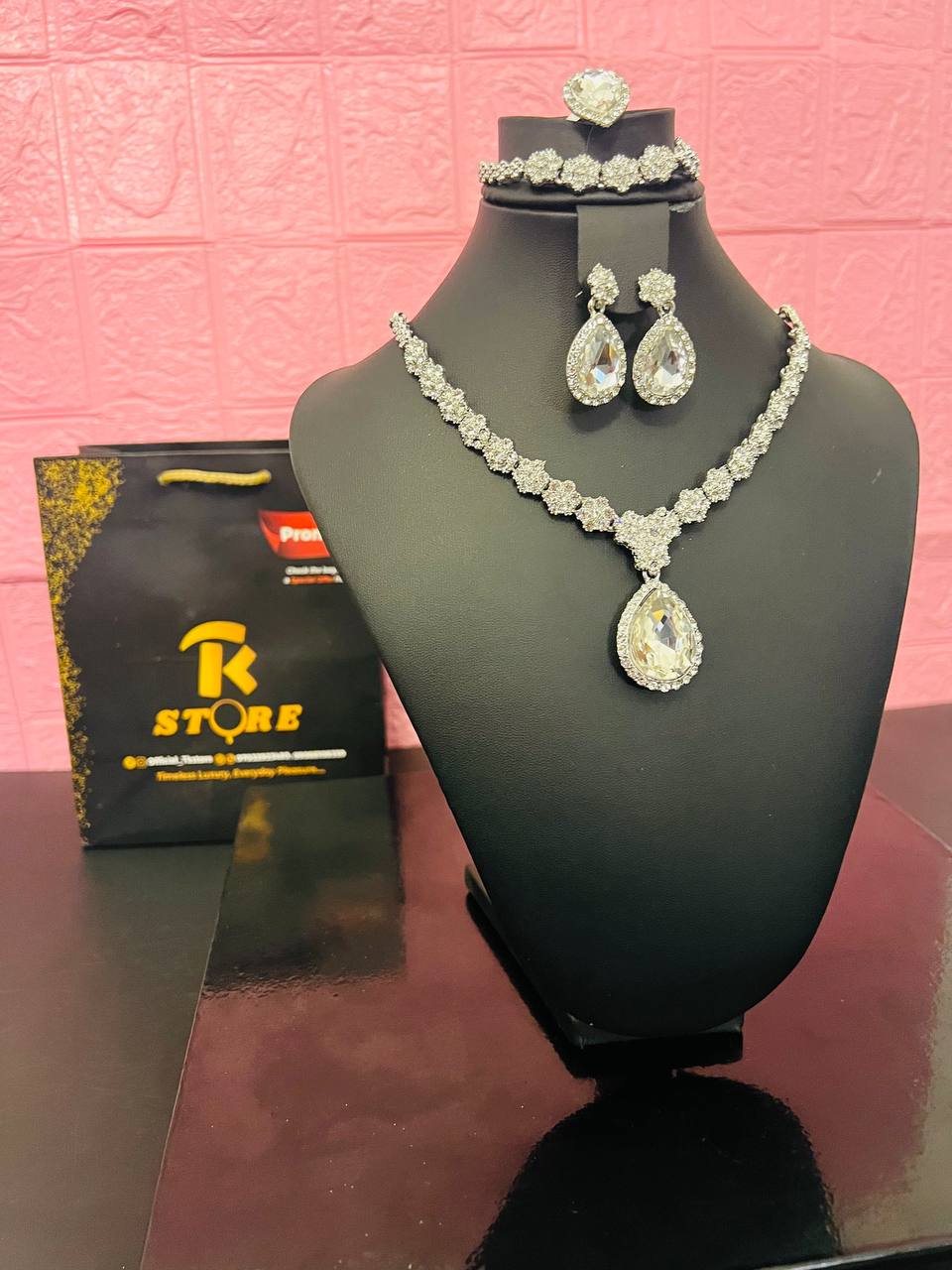 photo_2024-12-14_05-13-35