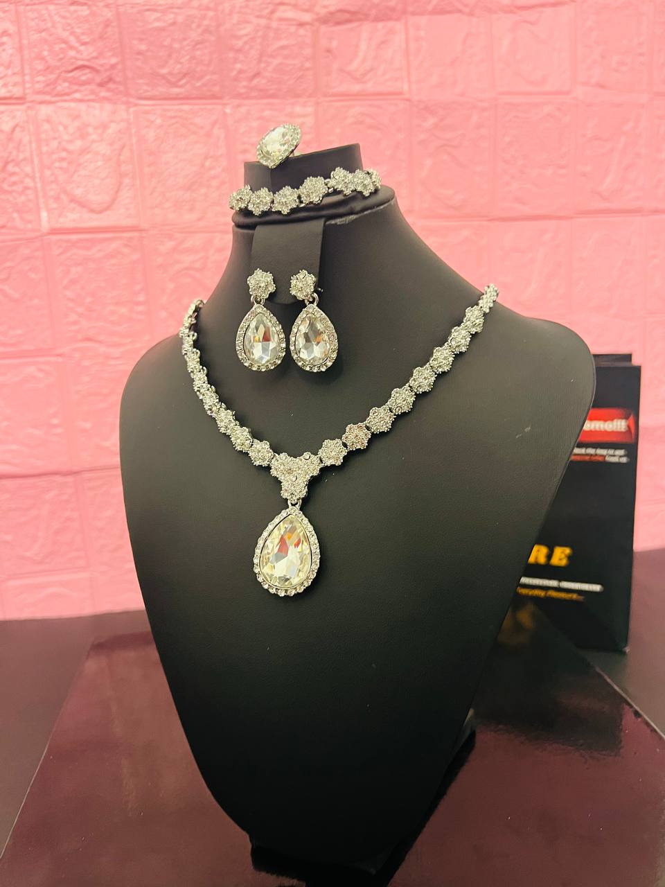 photo_2024-12-14_05-13-43