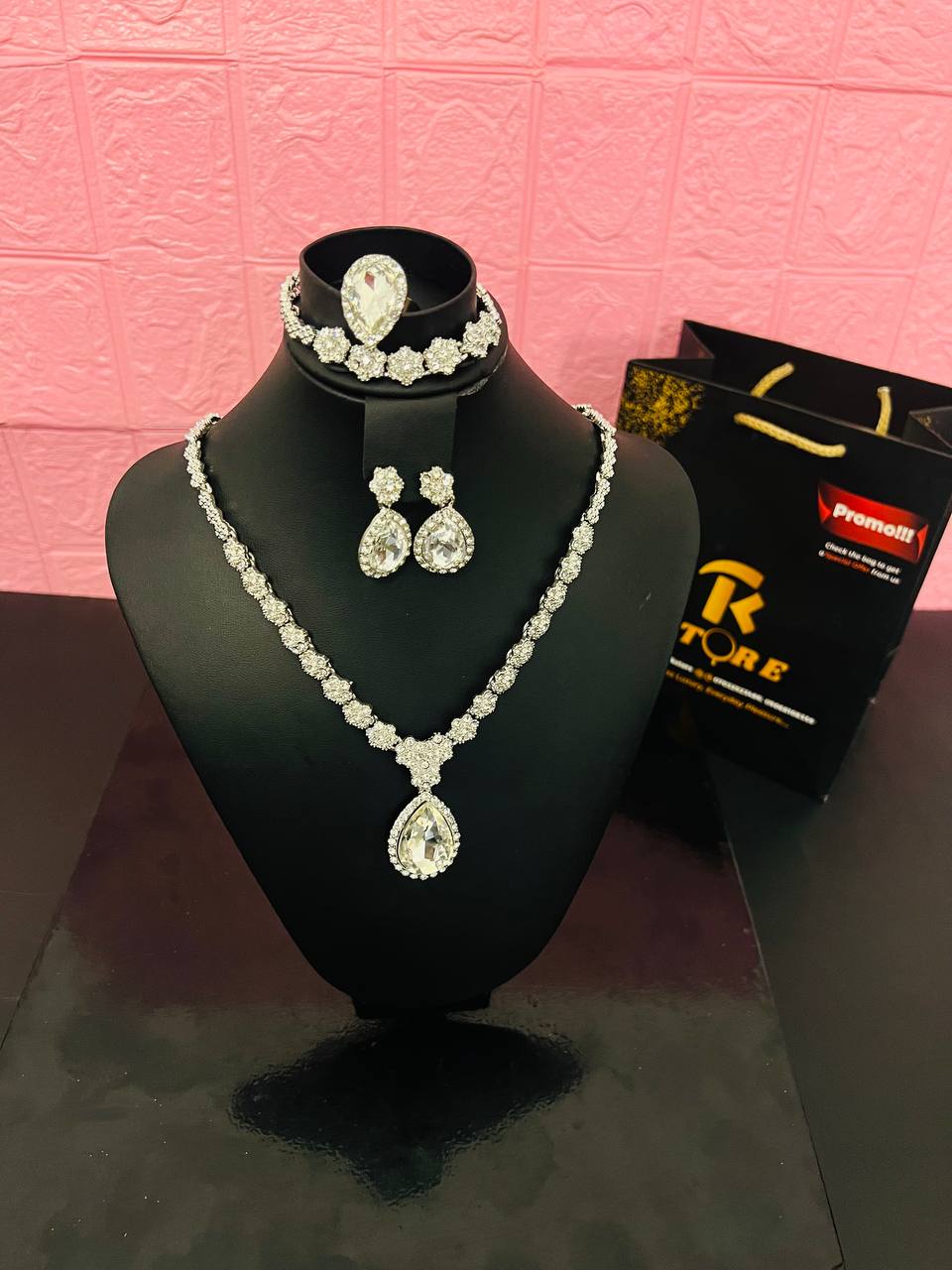 photo_2024-12-14_05-13-55